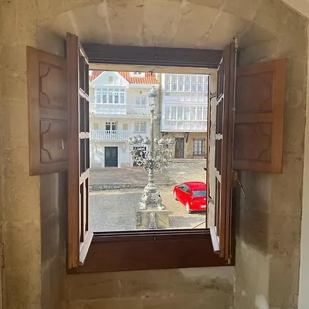 Gaudi * קומיאס