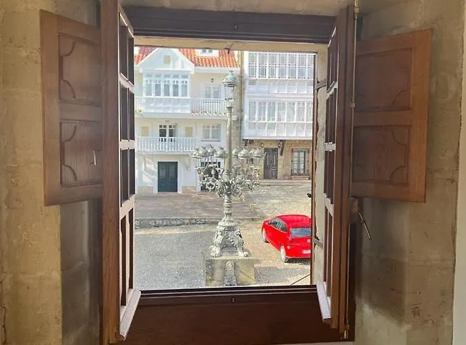 Gaudi * קומיאס