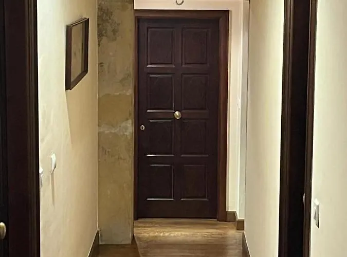 Gaudi * קומיאס